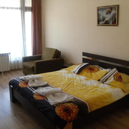 Pri Spaska Hotel 2*